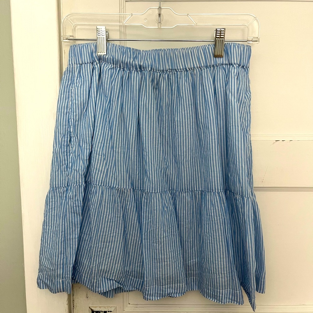 GAP striped skirt 🌙🩵